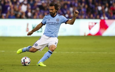 幻影体育热评-C罗社交媒体粉丝破亿啥概念